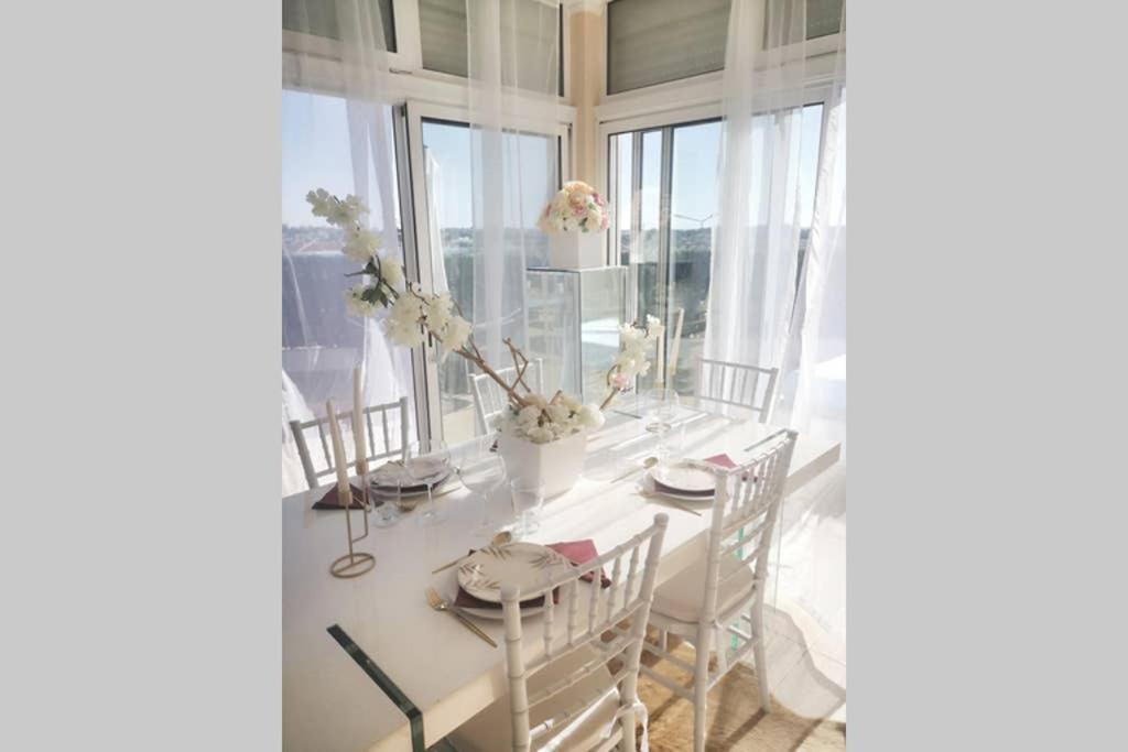 Apartmán Penthouse With Sea View & Private Terrace Guia  Exteriér fotografie